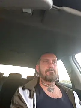 teddy79good online show from November 5, 2025, 4:10 pm