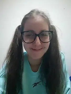 Snapshot of Sarah459 chatting on November 3, 2025, 6:44 pm Sarah459 online show from November 3, 2025, 6:44 pm