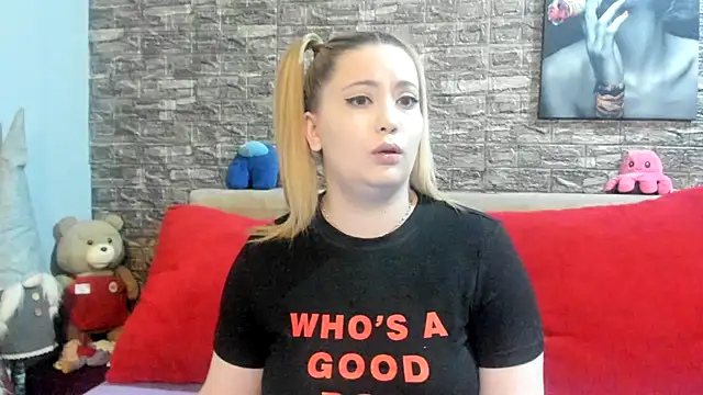 kalindahot online show from November 1, 2025, 7:08 pm