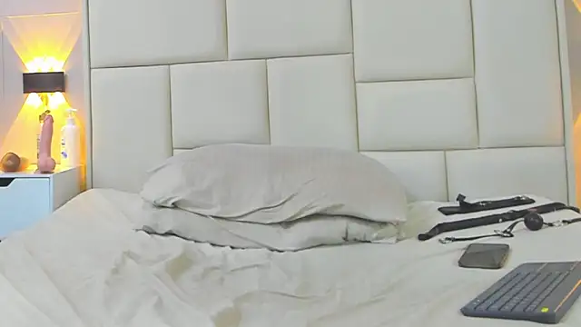 angel adamx online show from March 13, 2025, 6:26 am