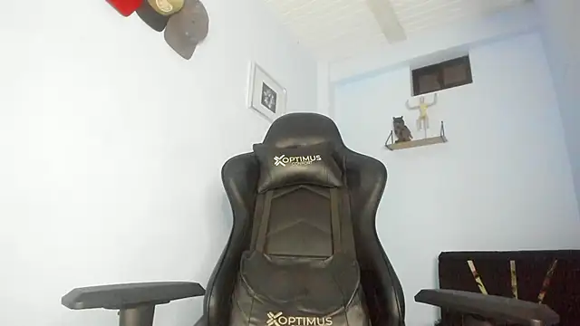  Poseidon1  online show from November 13, 2025, 5:00 am