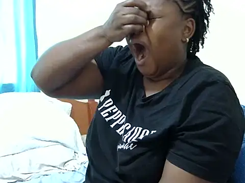 Snapshot of Pretty_lilly02 chatting on March 1, 2026, 11:21 am Pretty lilly02 online show from March 1, 2026, 11:21 am