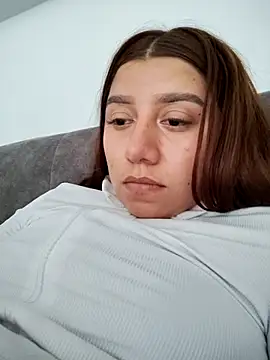 Snapshot of caro_sweett chatting on September 8, 2025, 9:47 pm caro sweett online show from September 8, 2025, 9:47 pm