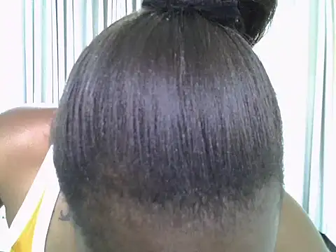 Snapshot of Queen_loveer chatting on February 27, 2026, 11:32 am Queen loveer online show from February 27, 2026, 11:32 am