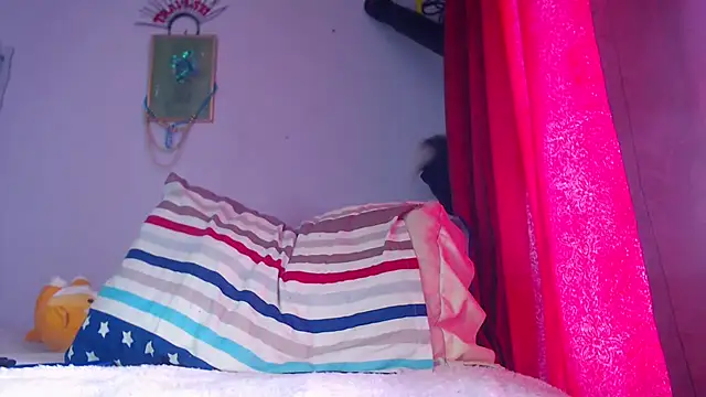 Zafiro subversiva online show from March 26, 2026, 2:26 pm