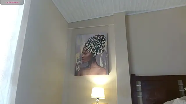 hillary foox online show from November 18, 2025, 6:33 pm