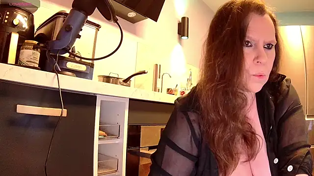 Endrocleia online show from March 28, 2026, 2:12 am