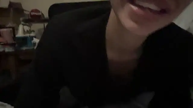 myloveforyouu online show from April 20, 2026, 12:52 pm