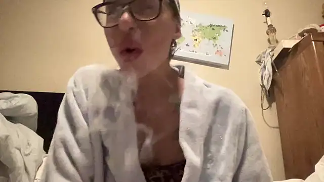 myloveforyouu online show from April 14, 2026, 10:42 am