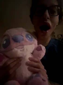 myloveforyouu online show from December 20, 2025, 3:42 am