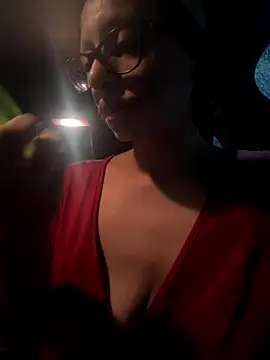 myloveforyouu online show from October 22, 2025, 2:22 am