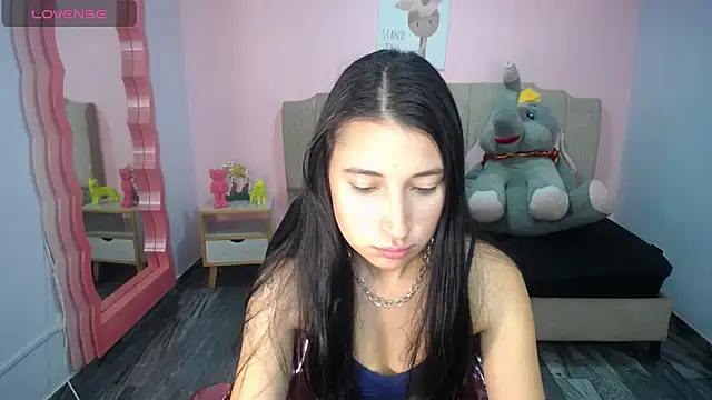 lizzyluk ch online show from February 18, 2025, 4:25 pm