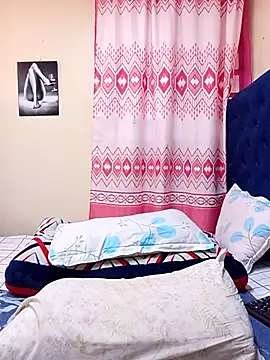 Sexyxcurves online show from October 26, 2025, 9:42 am