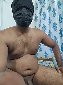 Snapshot of MALLUSING555 chatting on June 20, 2026, 7:57 am MALLUSING555 online show from June 20, 2026, 7:57 am