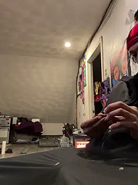 Snapshot of rayyymack chatting on December 25, 2024, 9:43 pm rayyymack online show from December 25, 2024, 9:43 pm