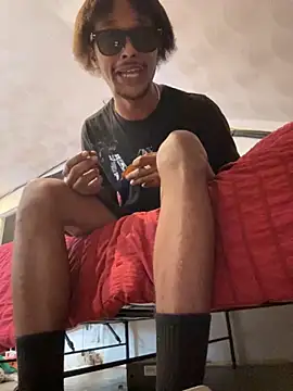 Snapshot of rayyymack chatting on September 13, 2025, 8:42 pm rayyymack online show from September 13, 2025, 8:42 pm