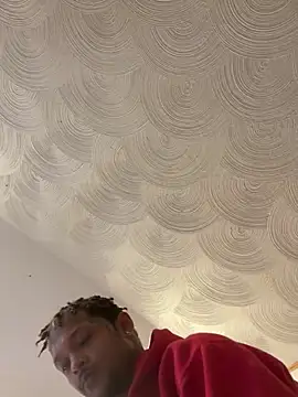 Snapshot of rayyymack chatting on December 11, 2024, 7:36 pm rayyymack online show from December 11, 2024, 7:36 pm