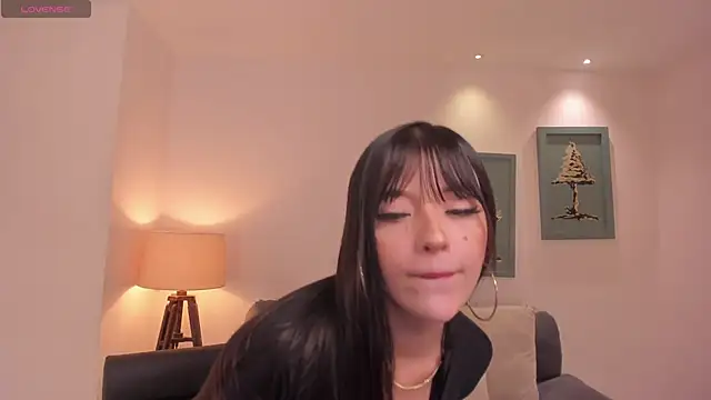 Snapshot of ValeriaRiveraX chatting on October 6, 2025, 12:34 am ValeriaRiveraX online show from October 6, 2025, 12:34 am