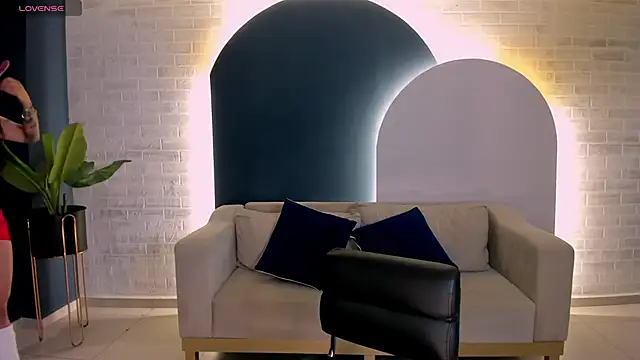 Snapshot of MariaHerrera_ chatting on November 28, 2025, 9:26 pm MariaHerrera online show from November 28, 2025, 9:26 pm