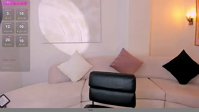 Snapshot of MariaHerrera_ chatting on March 13, 2025, 7:42 am MariaHerrera online show from March 13, 2025, 7:42 am