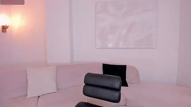 MariaHerrera  online show from January 6, 2026, 9:19 pm