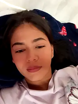 Snapshot of azzahara069 chatting on December 15, 2024, 9:09 pm azzahara069 online show from December 15, 2024, 9:09 pm