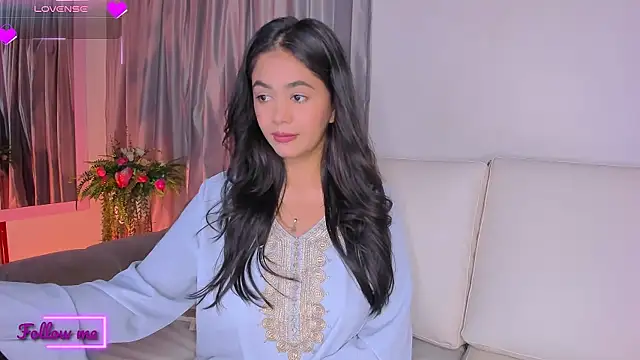 Snapshot of azzahara069 chatting on February 12, 2025, 3:51 am azzahara069 online show from February 12, 2025, 3:51 am