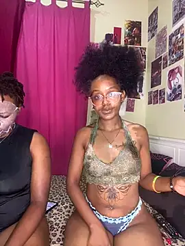 naughtybitches5 online show from January 17, 2026, 4:27 am