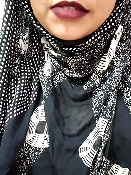 Indian-Nazia online show from November 4, 2025, 4:44 pm