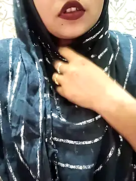 Snapshot of Indian-Nazia chatting on February 5, 2026, 6:15 pm Indian-Nazia online show from February 5, 2026, 6:15 pm