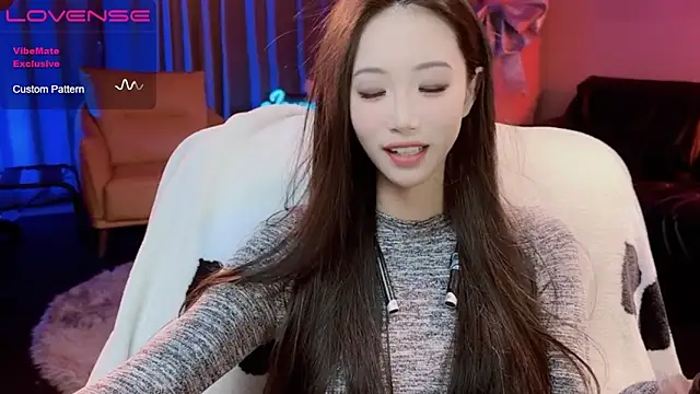 Snapshot of JoooJo_ chatting on February 25, 2025, 5:30 pm JoooJo online show from February 25, 2025, 5:30 pm