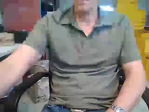 Snapshot of Raimundo1971 chatting on November 27, 2025, 3:56 pm Raimundo1971 online show from November 27, 2025, 3:56 pm