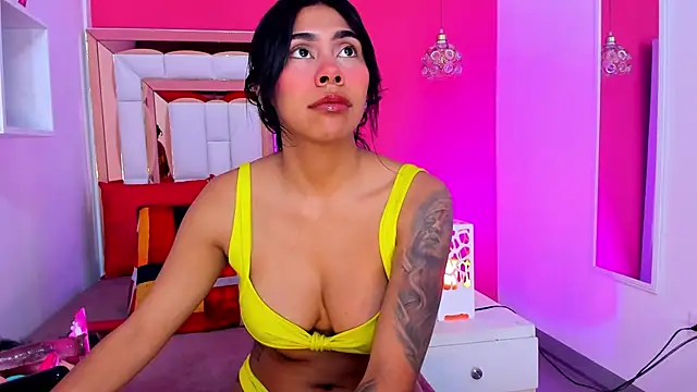 Snapshot of Veronika_horny69 chatting on March 17, 2025, 11:31 am Veronika horny69 online show from March 17, 2025, 11:31 am