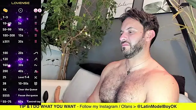 arielenbsas online show from March 17, 2025, 3:14 am