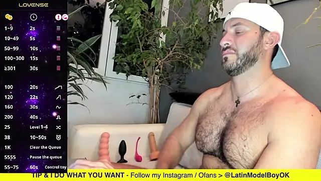 arielenbsas online show from March 16, 2025, 1:38 am