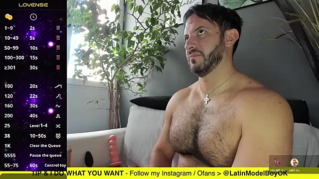 arielenbsas online show from March 13, 2025, 12:24 pm