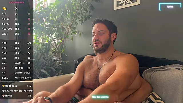 arielenbsas online show from February 18, 2026, 8:27 pm