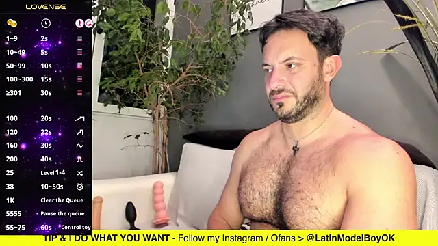 arielenbsas online show from March 13, 2025, 3:54 am