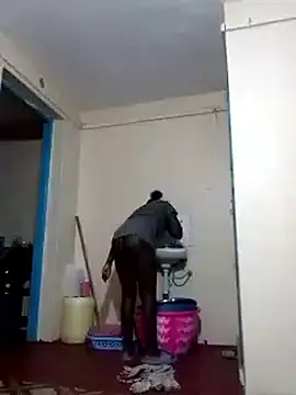 Sweetcecie01 online show from September 16, 2025, 8:54 pm