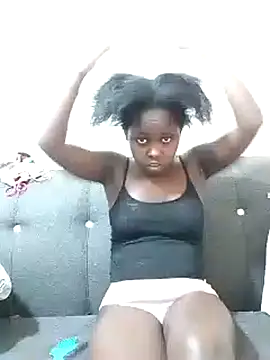 Sweetcecie01 online show from September 8, 2025, 8:30 pm