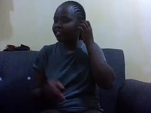 Sweetcecie01 online show from January 8, 2026, 8:26 pm