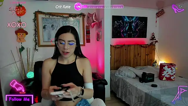 Snapshot of LauGrayJ chatting on February 14, 2025, 6:29 pm LauGrayJ online show from February 14, 2025, 6:29 pm