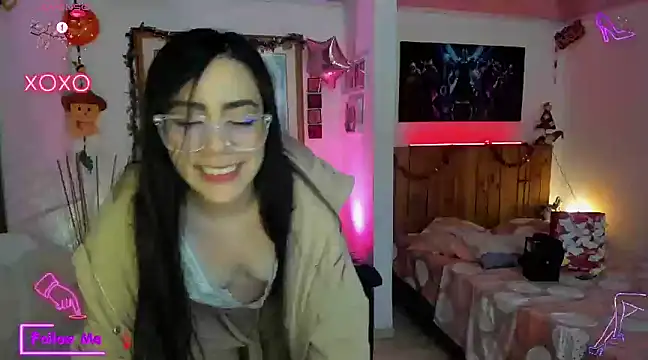 Snapshot of LauGrayJ chatting on March 15, 2025, 5:41 am LauGrayJ online show from March 15, 2025, 5:41 am