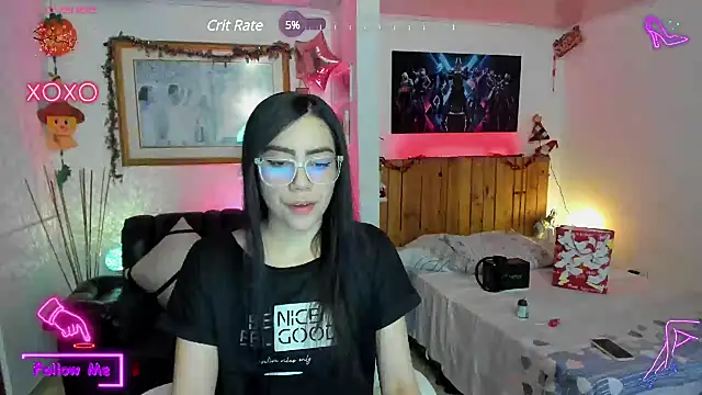 Snapshot of LauGrayJ chatting on February 2, 2025, 9:07 am LauGrayJ online show from February 2, 2025, 9:07 am