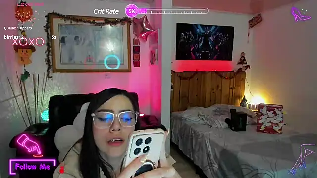 Snapshot of LauGrayJ chatting on February 9, 2025, 11:47 am LauGrayJ online show from February 9, 2025, 11:47 am