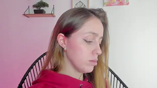 SofiaGc online show from December 17, 2024, 5:51 am