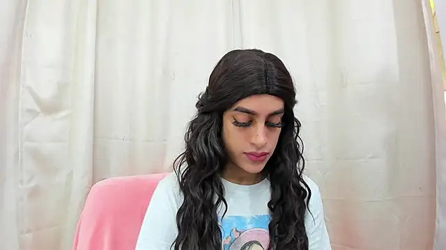 Snapshot of _cat_18 chatting on March 18, 2025, 2:17 pm cat 18 online show from March 18, 2025, 2:17 pm