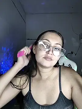 dani123unica online show from June 2, 2026, 4:07 pm