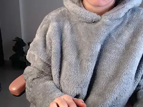 Snapshot of sneha294 chatting on December 9, 2024, 9:16 pm sneha294 online show from December 9, 2024, 9:16 pm