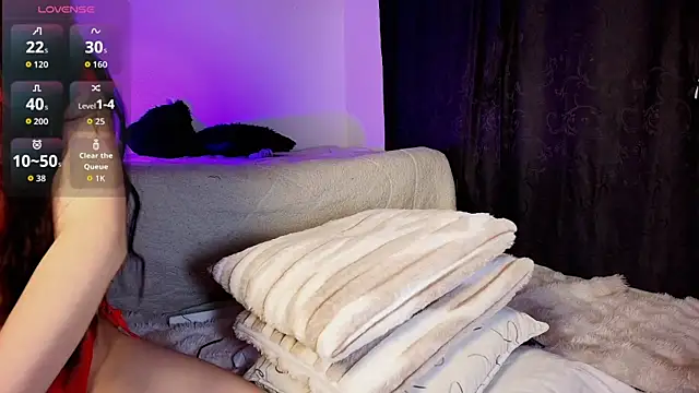 Snapshot of Madeline_Dreams chatting on October 2, 2025, 9:23 am Madeline Dreams online show from October 2, 2025, 9:23 am